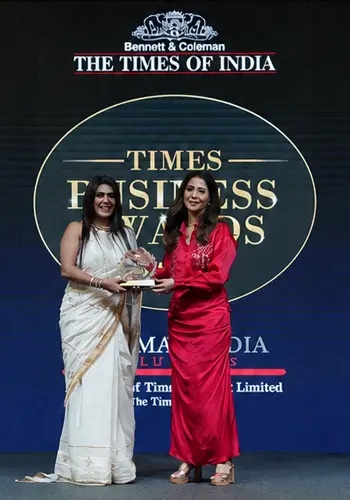 Nt. Divya Gandhi Excellence in Dietetics at the Times Business Awards - North
